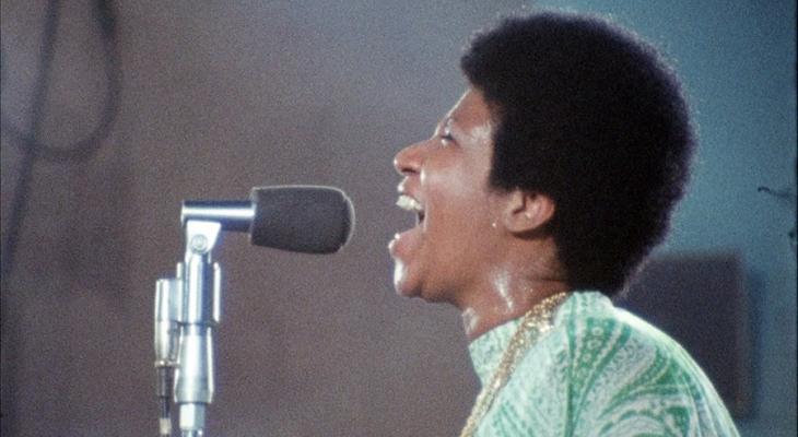 Aretha Franklin singing