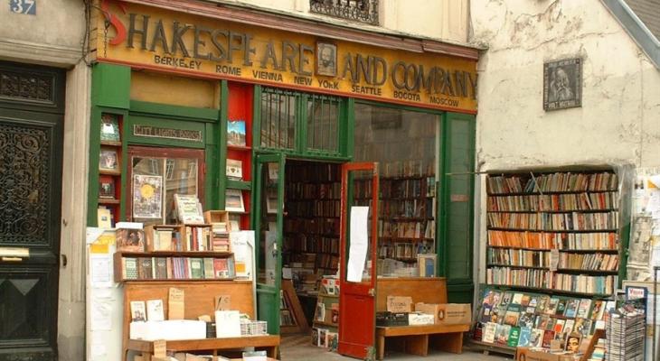 Portrait of a Bookstore as an Old Man