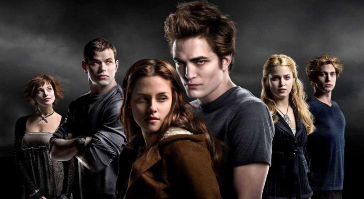 The cast of Twilight looking appropriately threatening.