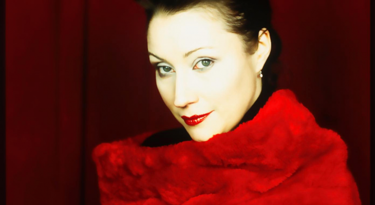 Holly Cole: A Swinging Christmas with The Royal Conservatory Strings