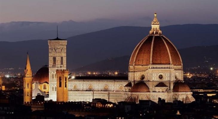 Exterior of Cathedral of Santa Maria del Fiore at dusk. 