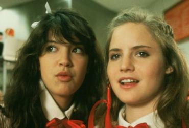 Phoebe Cates and Jennifer Jason Leigh next to each other